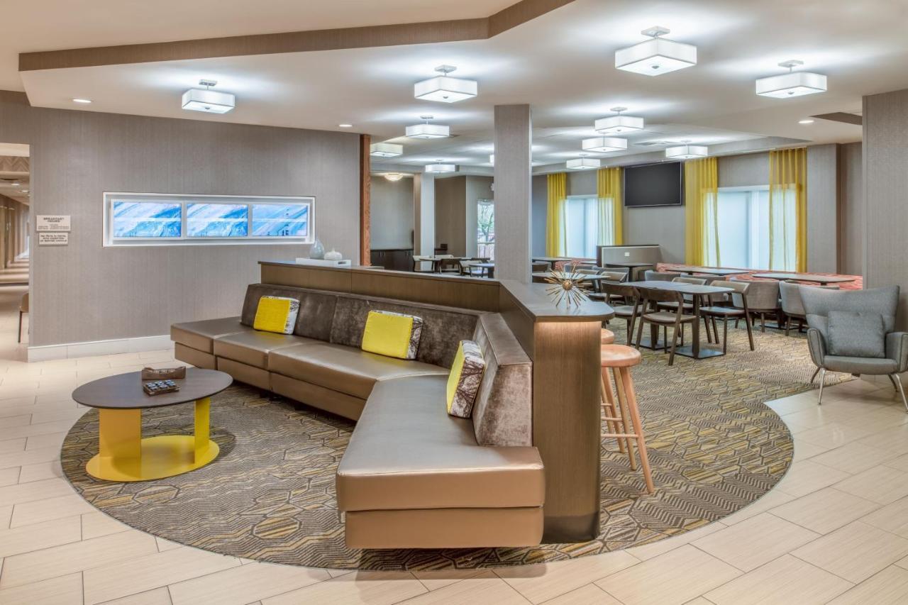Springhill Airport Hotel