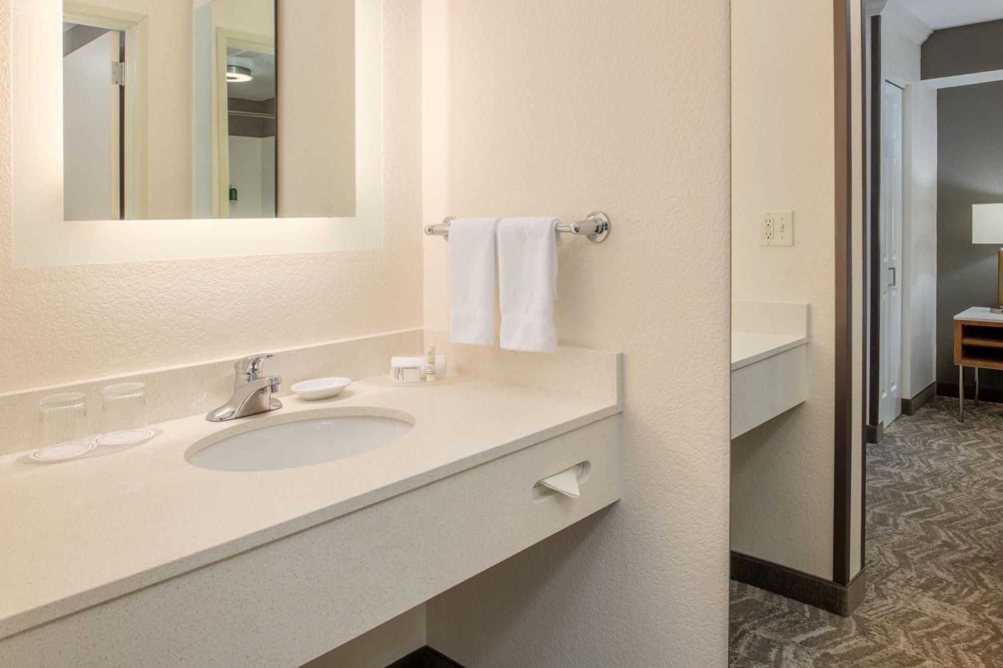 Springhill Airport 3* Portland